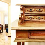 Under Historical Upper Town And Close To The Center ! Appartamento Bergamo