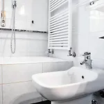 Appartamento Under Historical Upper Town And Close To The Center ! *